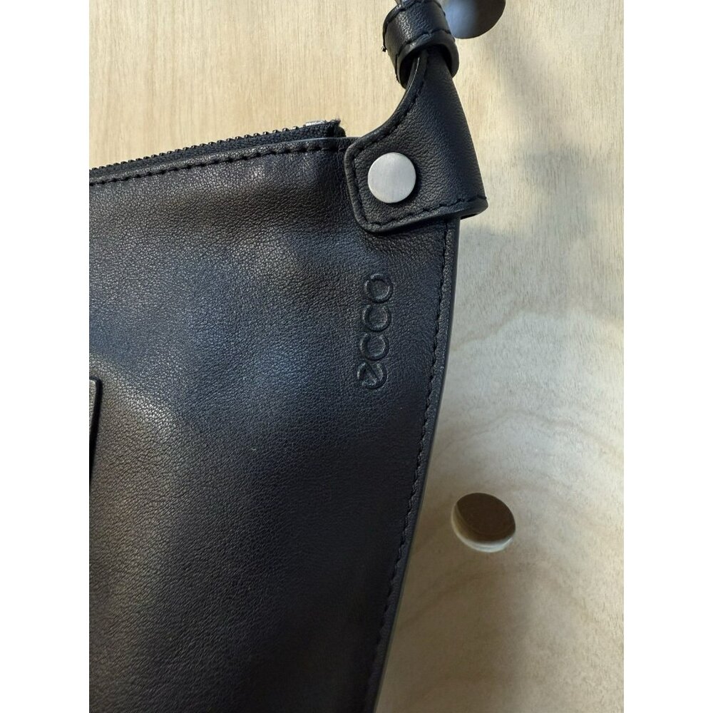 ECCO Black Sculptured Crossbody Black Shoulder Bag Purse EUC - Picture 11 of 16